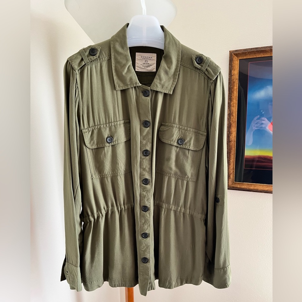 Sonoma khaki green soft rayon jacket with drawstring waist. Size XL.